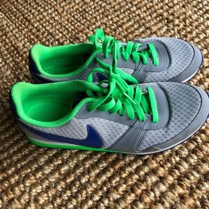Nike Women's Gray and Blue Athletic Shoes with Green Highlights